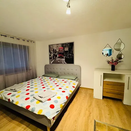 Apartment Fluss Und Ruhe